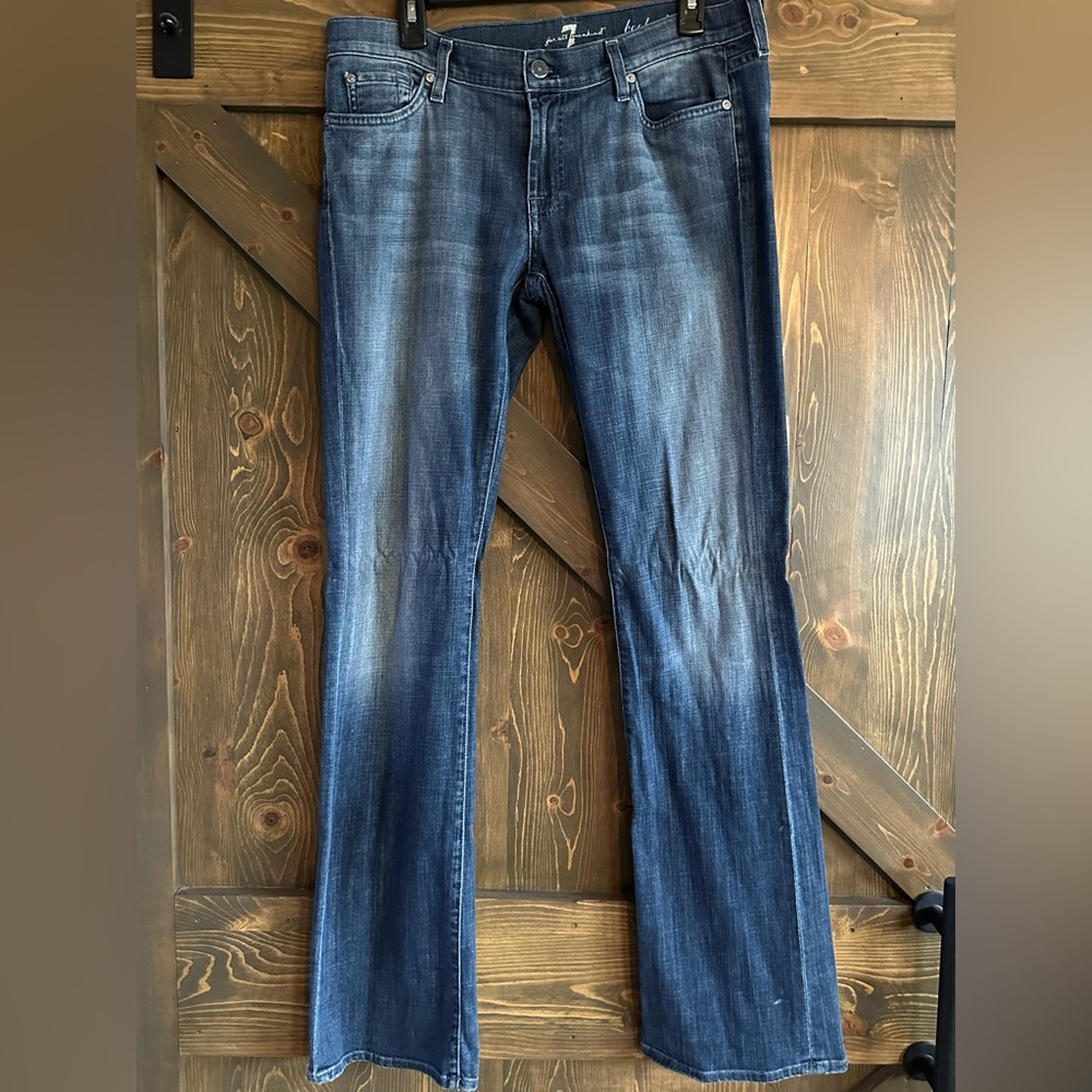 7 FOR ALL MANKIND Jeans! Sz 31 Bootcut